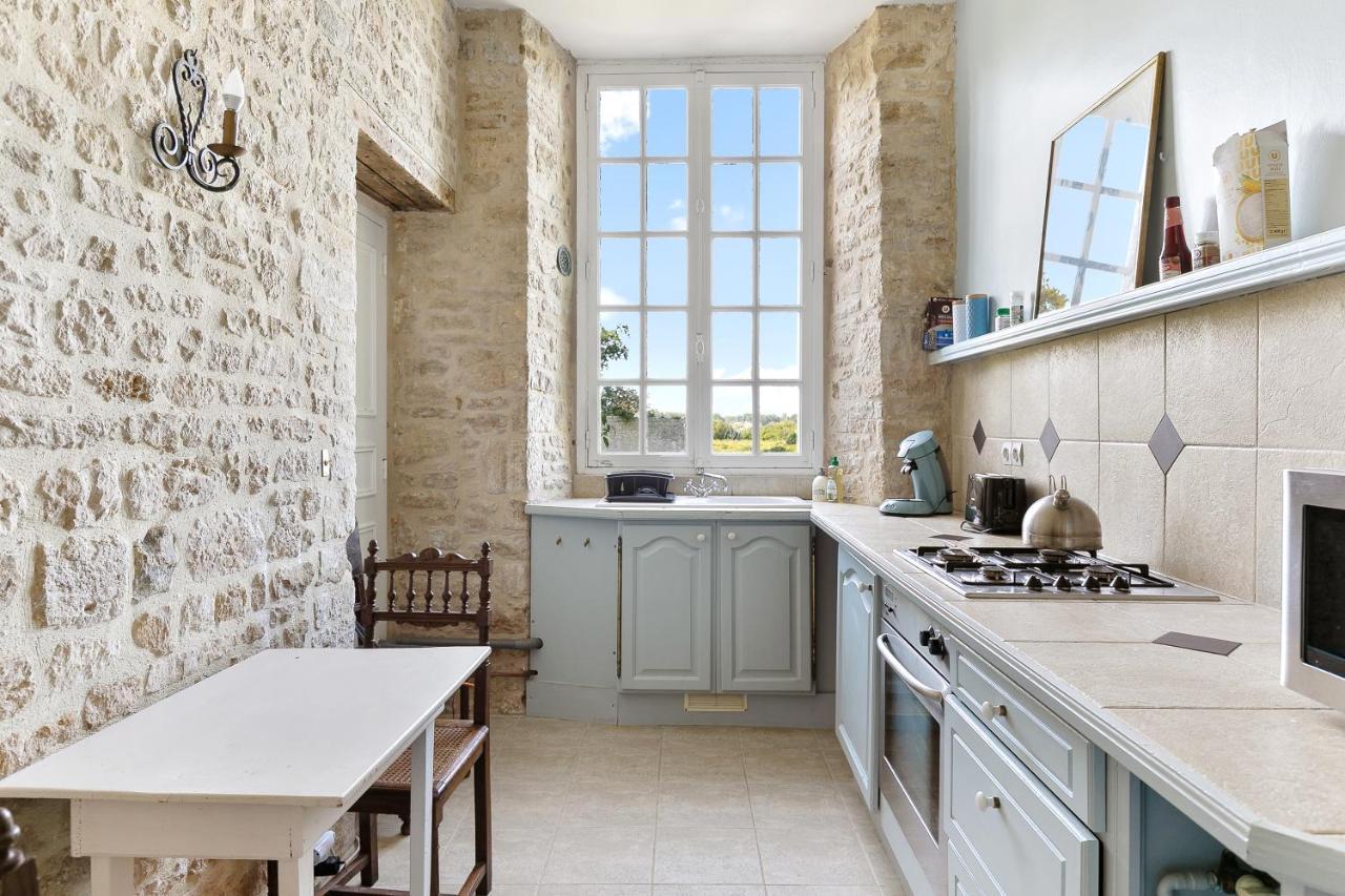 Apartment In A 17Th Century Manoir - Chateau Isle Marie Picauville Exterior foto